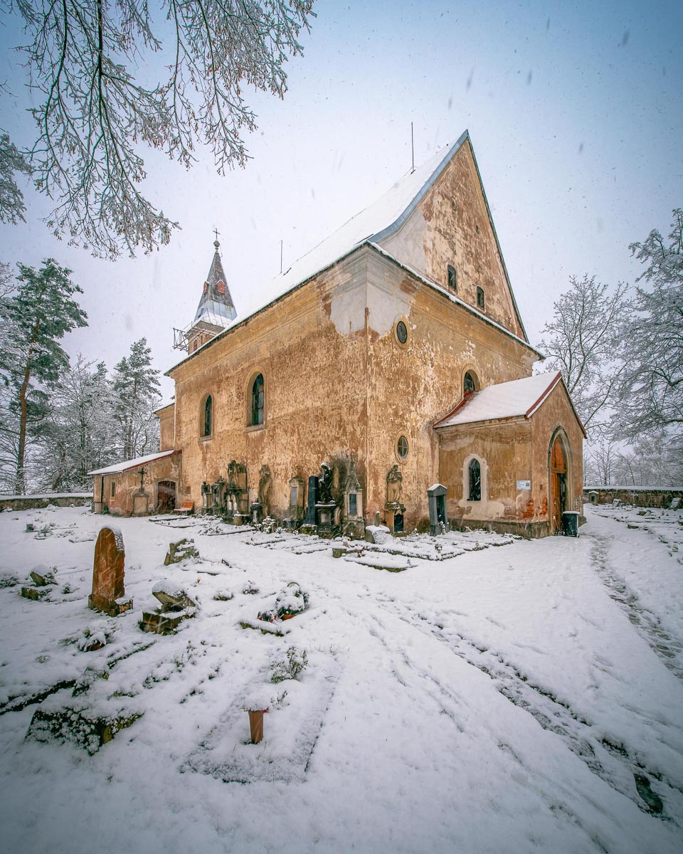 Kostel Starý Rokytník