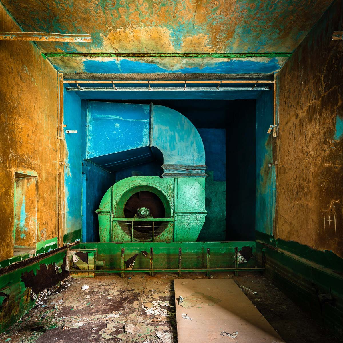 Urbex opuštěná továrna