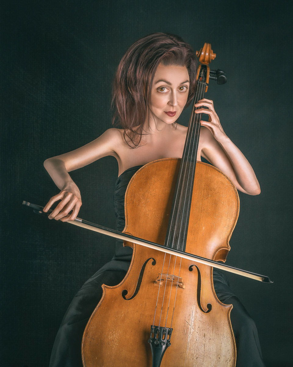 Big eye Violoncello